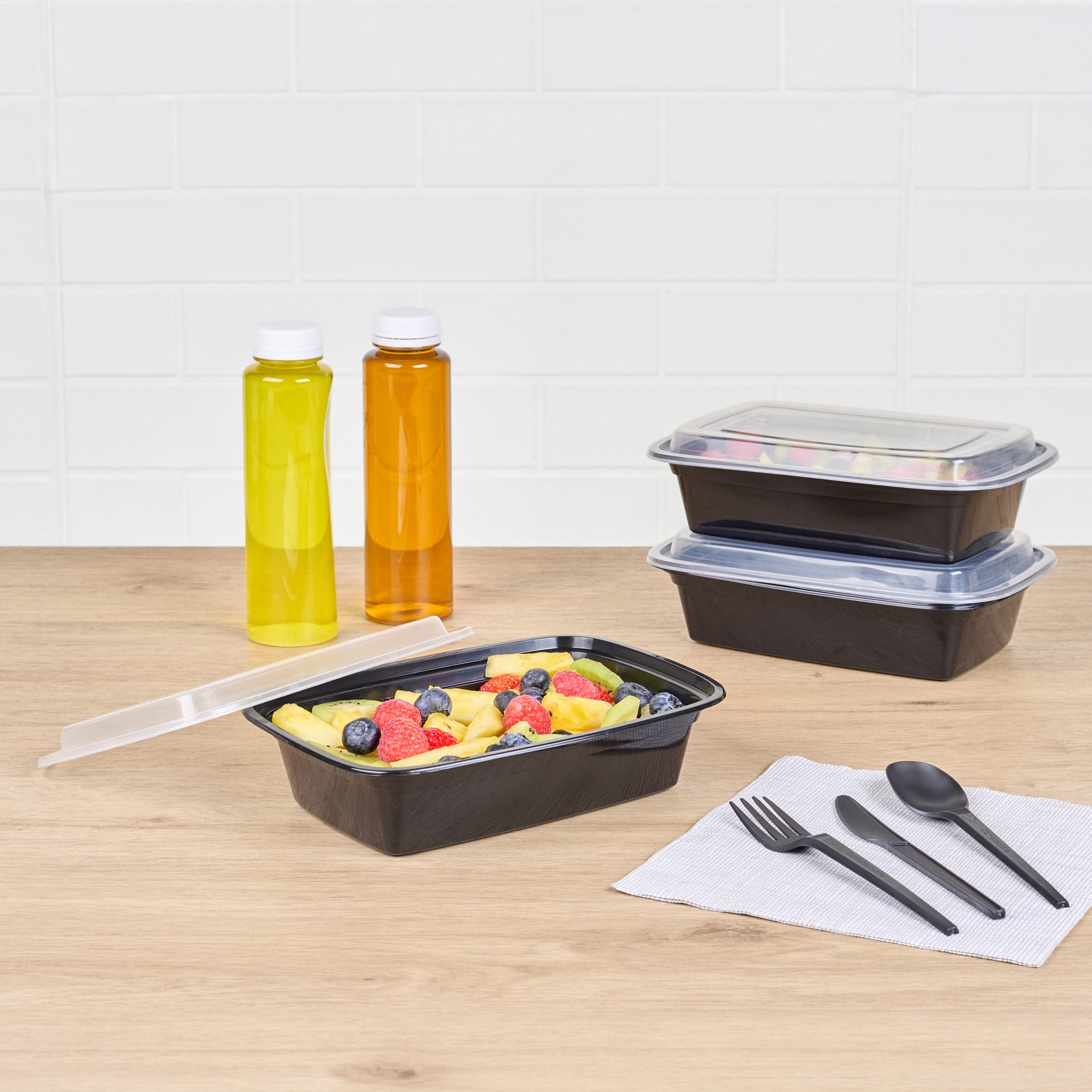 Asporto 38 oz Rectangle Black Plastic To Go Box - with Clear Lid, Microwavable - 8 3/4" x 6" x 2" - 50 count box