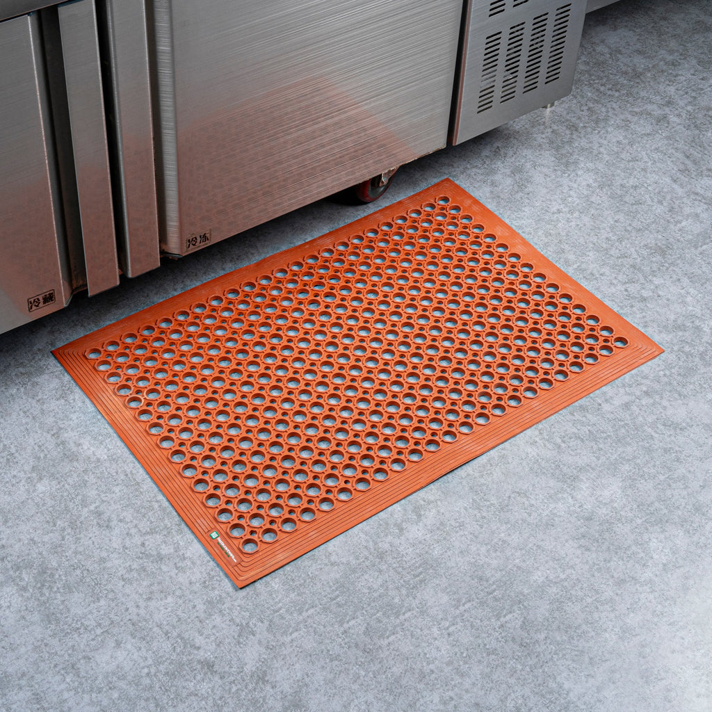 Serve Secure Red Rubber Floor Mat - Anti-Fatigue, Grease-Resistant - 36" x 24" x 1/2" - 1 count box