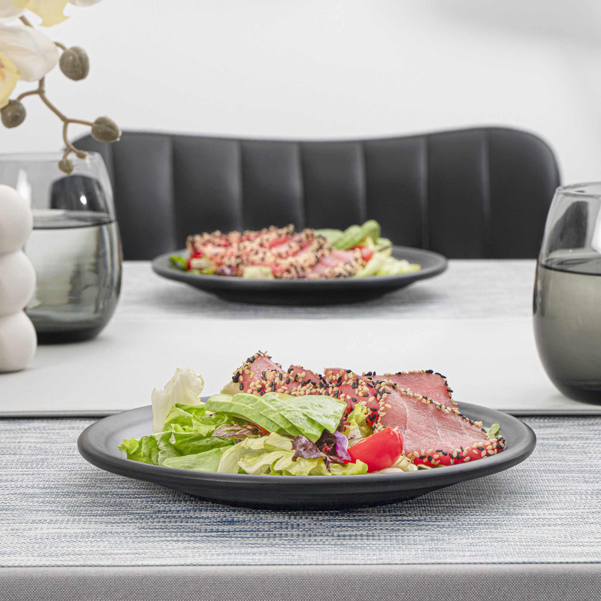 Voga Round Black Melamine Small Plate - Japonais, Black Stone - 8" x 8" x 1" - 10 count box