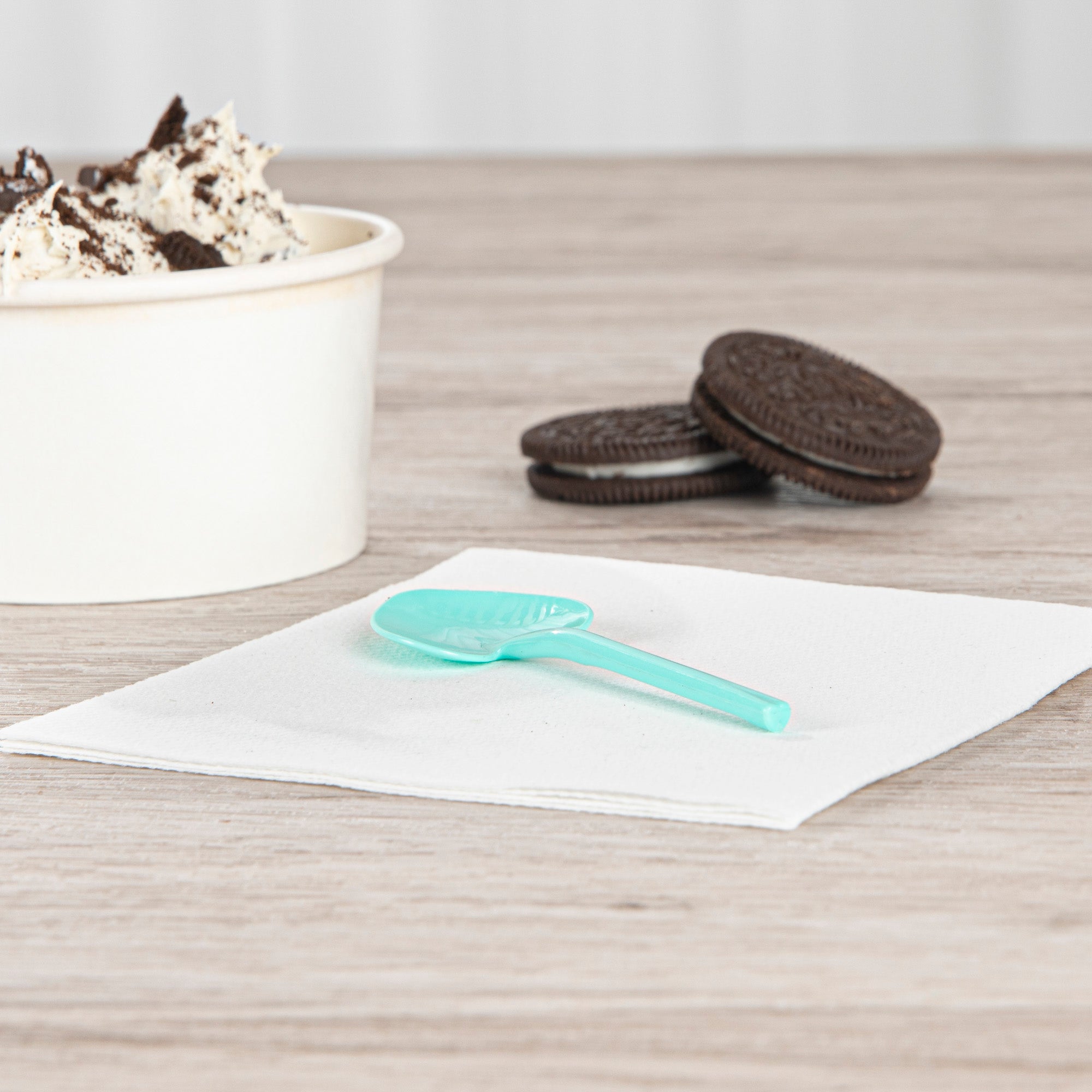 Coppetta Teal Plastic Love Shovel Spoon - 3 1/2" x 1 1/4" - 500 count box