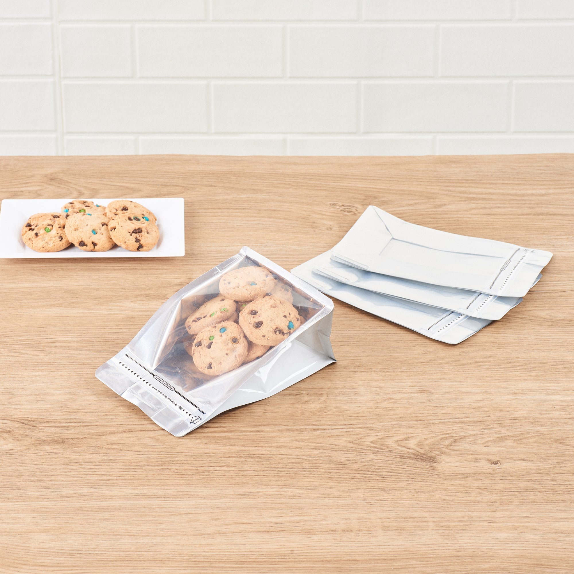 Bag Tek White Plastic Medium Snack Bag - Double Seal, Rip Lock, Heat Sealable - 8" x 5" x 3 1/4" - 100 count box