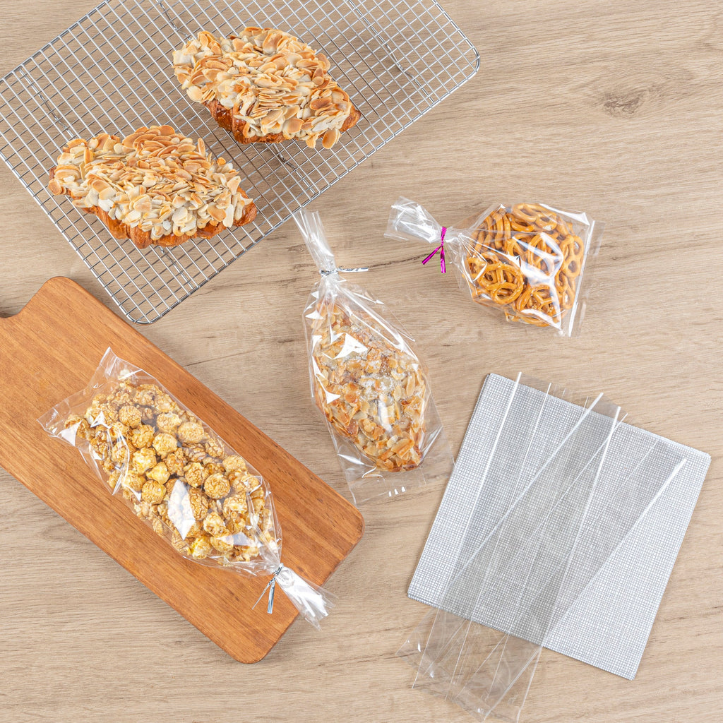 Bag Tek Clear Plastic Gusset Bag - High Clarity, Heat Sealable - 3 1/2" x 2 1/4" x 9 3/4" - 100 count box