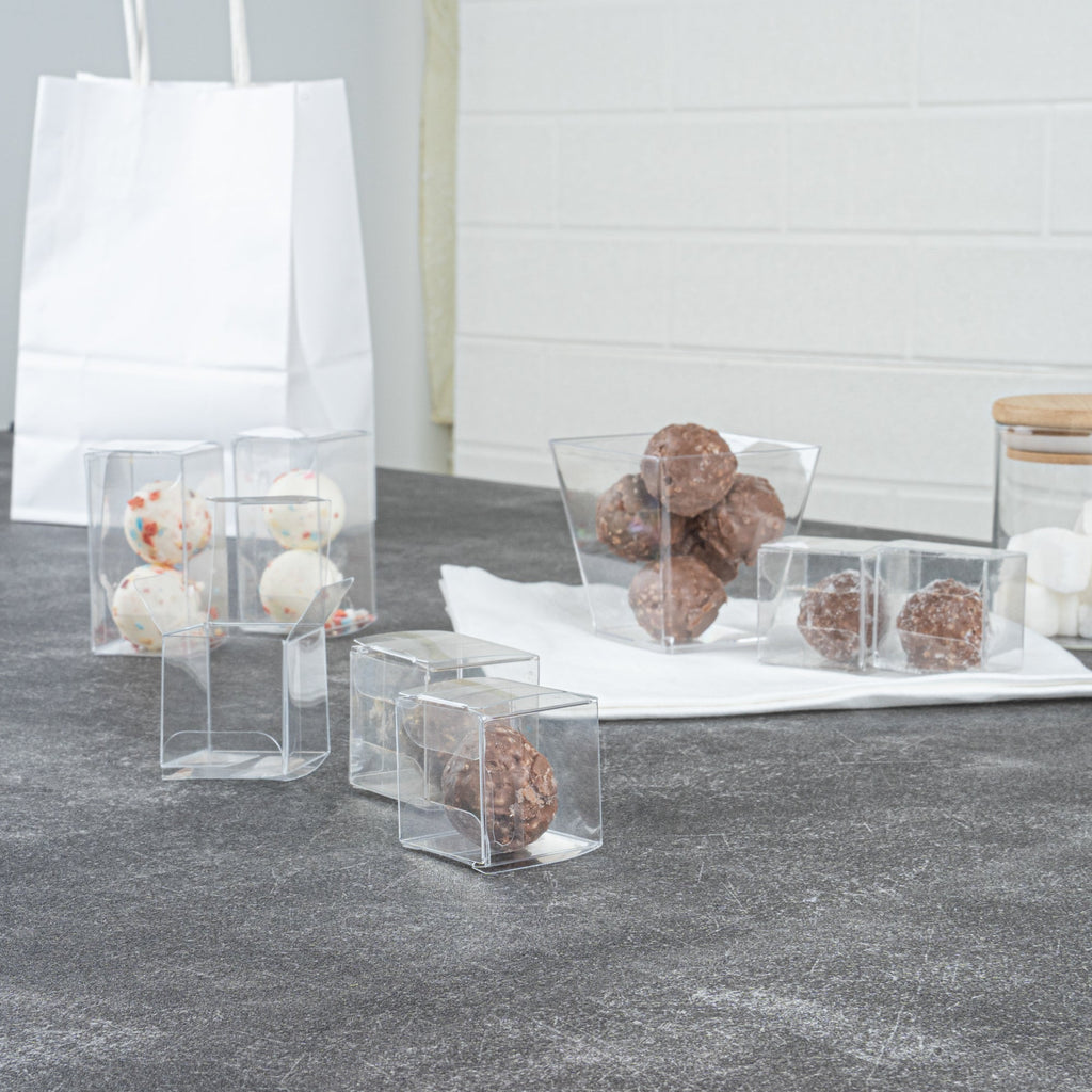 Sweet Vision Cube Clear Plastic Favor Box - Folding Top - 1 1/2" x 1 1/2" x 1 1/2" - 100 count box