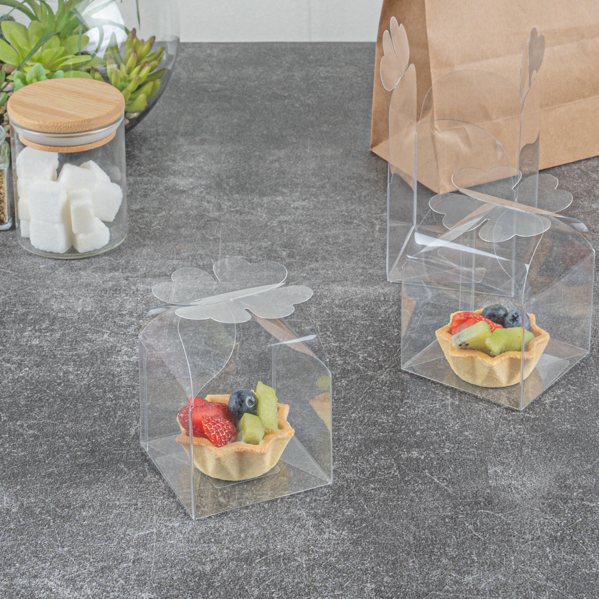 Sweet Vision Clear Plastic Gift Box - Clover Leaf Top - 2 3/4" x 2 3/4" x 2 1/2" - 100 count box