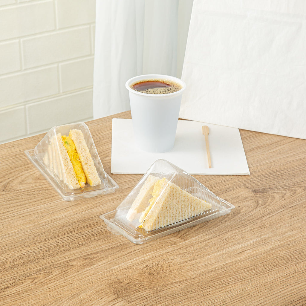 Thermo Tek 10 oz Triangle Clear Plastic Sandwich Container - with Lid - 6 1/4" x 3 1/4" x 3" - 100 count box