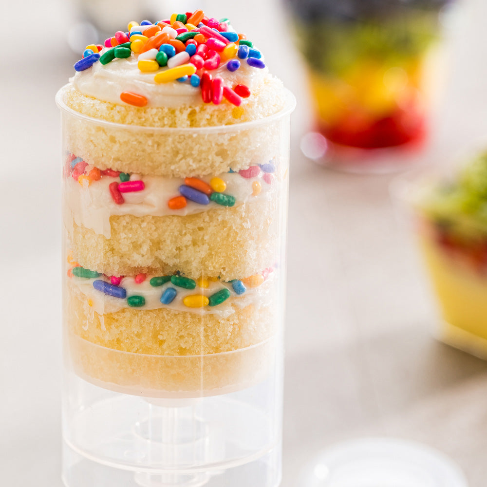 Sweet Vision 5 oz Round Clear Plastic Cake Pop Shooter - Push-Up - 3 1/2" x 3 1/2" x 1 1/2" - 100 count box