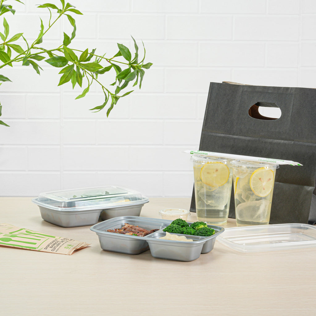 Asporto 26 oz Silver Plastic 3 Compartment Food Container - with Clear Lid, Microwavable - 8 3/4" x 6" x 1 3/4" - 100 count box