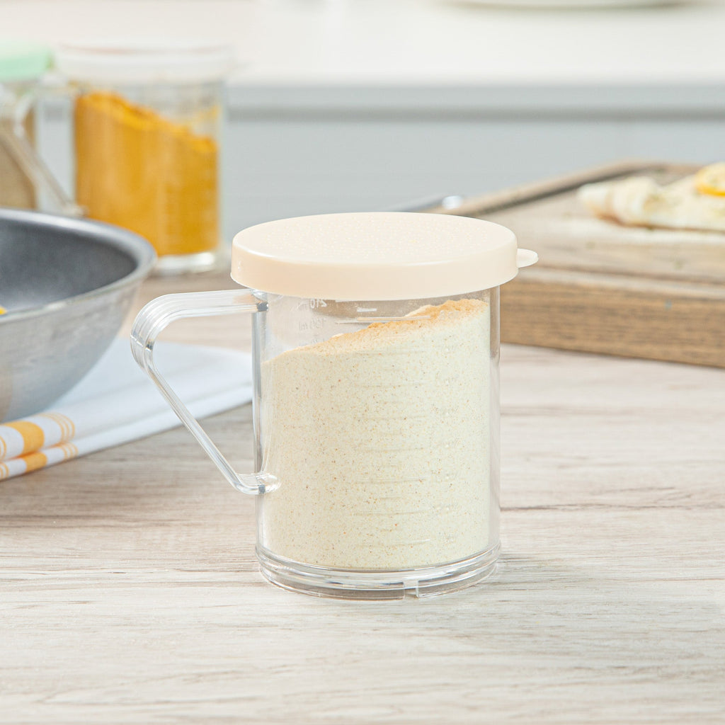 Chef 101 10 oz Clear Polycarbonate Dredge Spice Shaker - with Beige Fine Lid - 4 3/4" x 3 1/4" x 4" - 1 count box