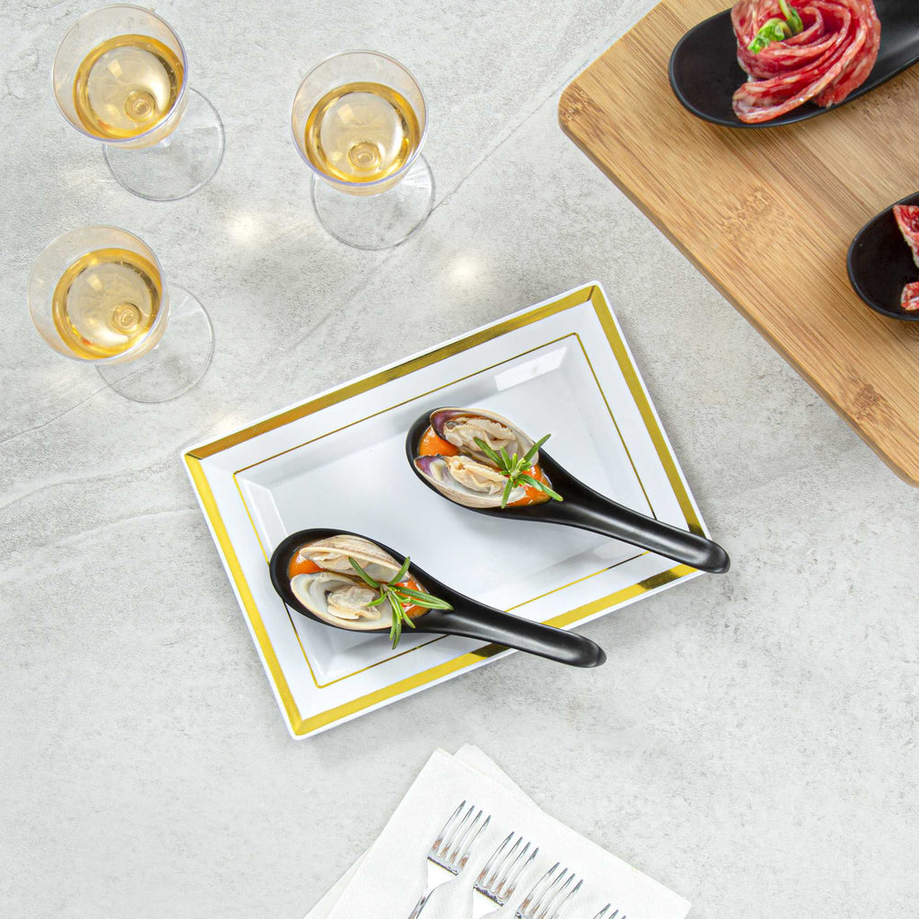 Voga 1 oz Black Melamine Tasting Spoon - Japonais, Curva - 5 3/4" x 1 1/2" x 1" - 10 count box