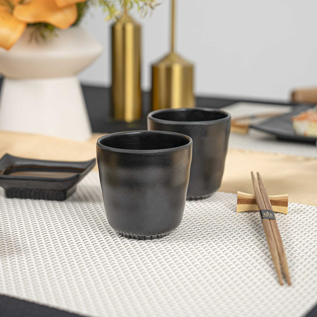 Voga 8 oz Black Melamine Tea Cup - Japonais - 3" x 3" x 3 1/4" - 10 count box