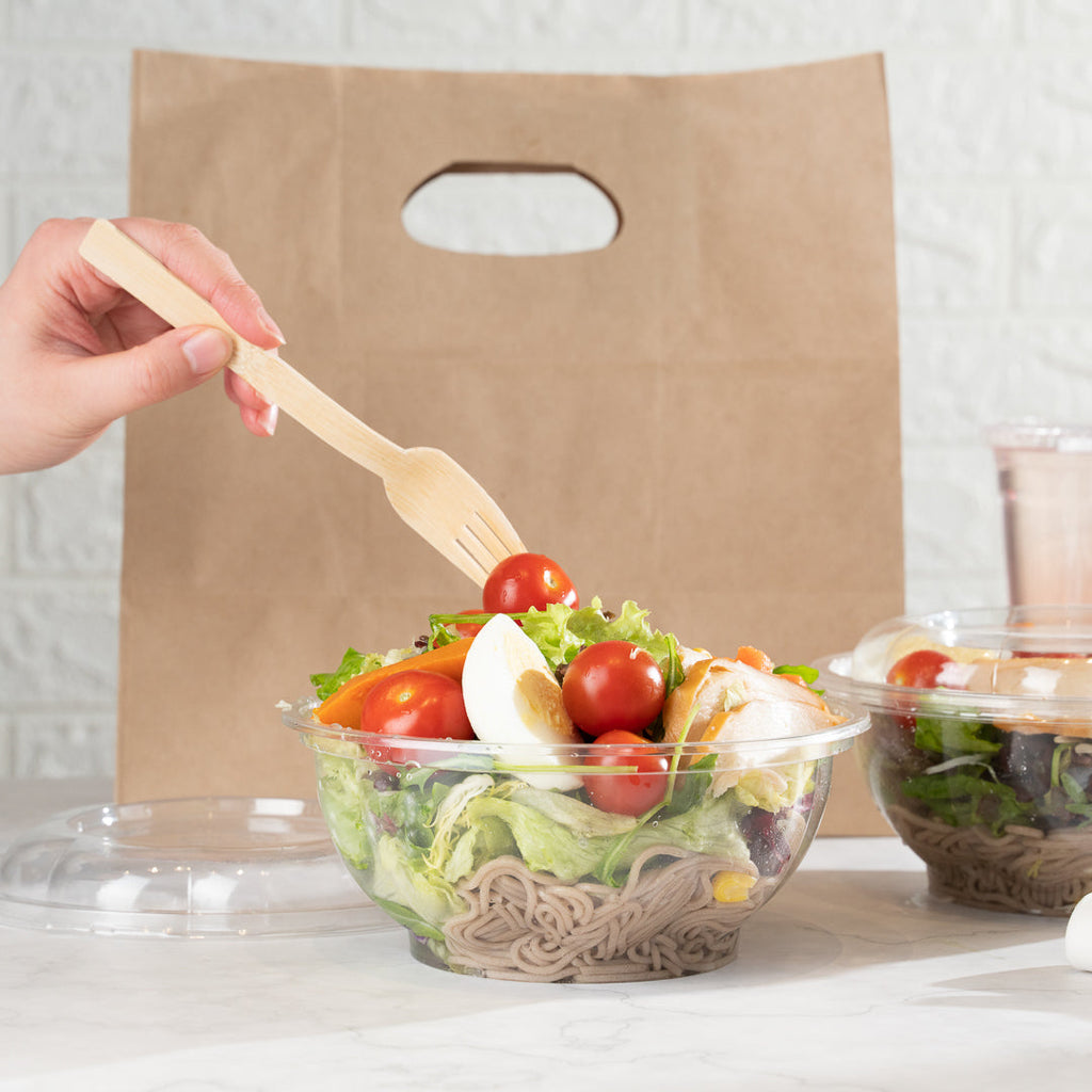 Thermo Tek 32 oz Clear Plastic Ergo-Grip Bowl - 6 3/4" x 6 3/4" x 2 3/4" - 50 count box