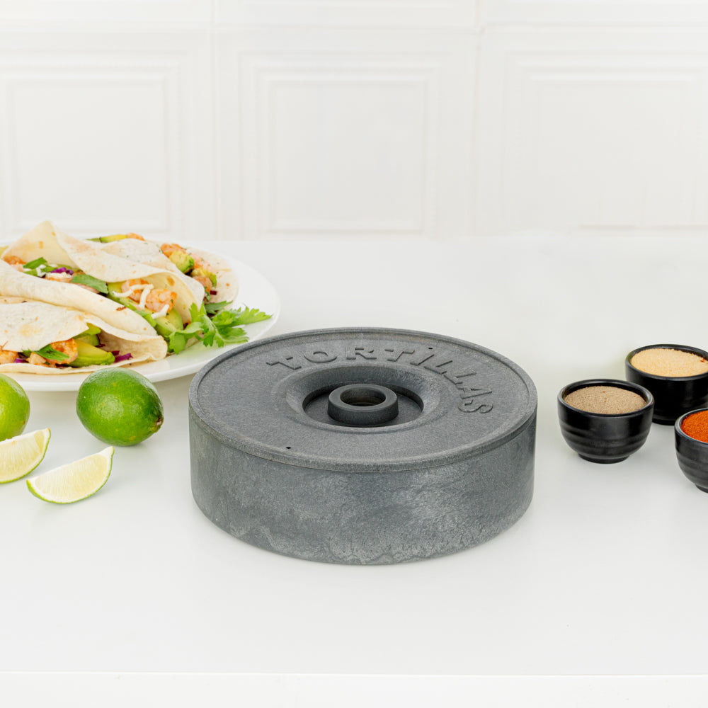 Chef 101 Round Gray Plastic Tortilla Warmer / Server - 8 1/2" x 8 1/2" x 2 1/4" - 1 count box