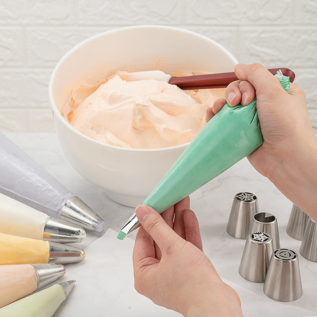 Pastry Tek Clear Plastic Pastry Piping Bag - Recyclable - 12 1/4" x 6" - 100 count box