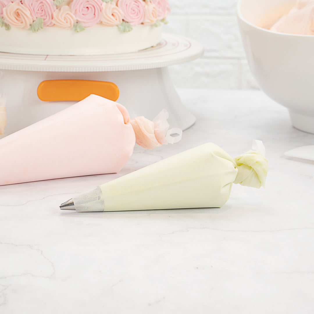 Pastry Tek White Silicone Pastry Piping Bag - 10 1/4" x 6 1/4" - 2 count box