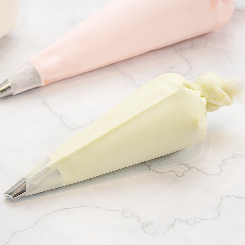 Pastry Tek White Silicone Pastry Piping Bag - 10 1/4" x 6 1/4" - 2 count box