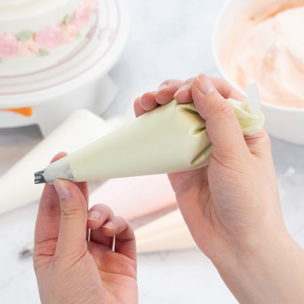 Pastry Tek White Silicone Pastry Piping Bag - 10 1/4" x 6 1/4" - 2 count box