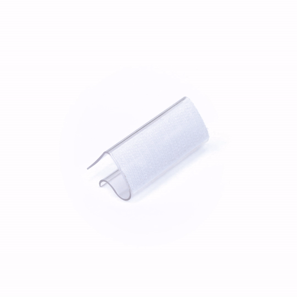 Table Tek Rectangle Clear Plastic Table Cover / Tablecloth Clip - for 3/4" to 1" Thick Tables - 2 1/2" x 1" x 1" - 100 count box