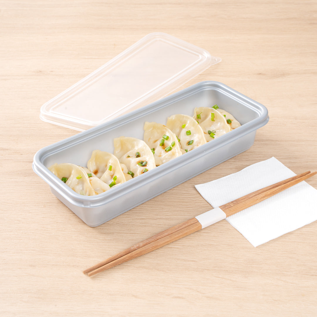 Futura 20 oz Silver Plastic Catering Container - with Clear Lid, Microwavable - 8 3/4" x 3 3/4" x 1 3/4" - 100 count box