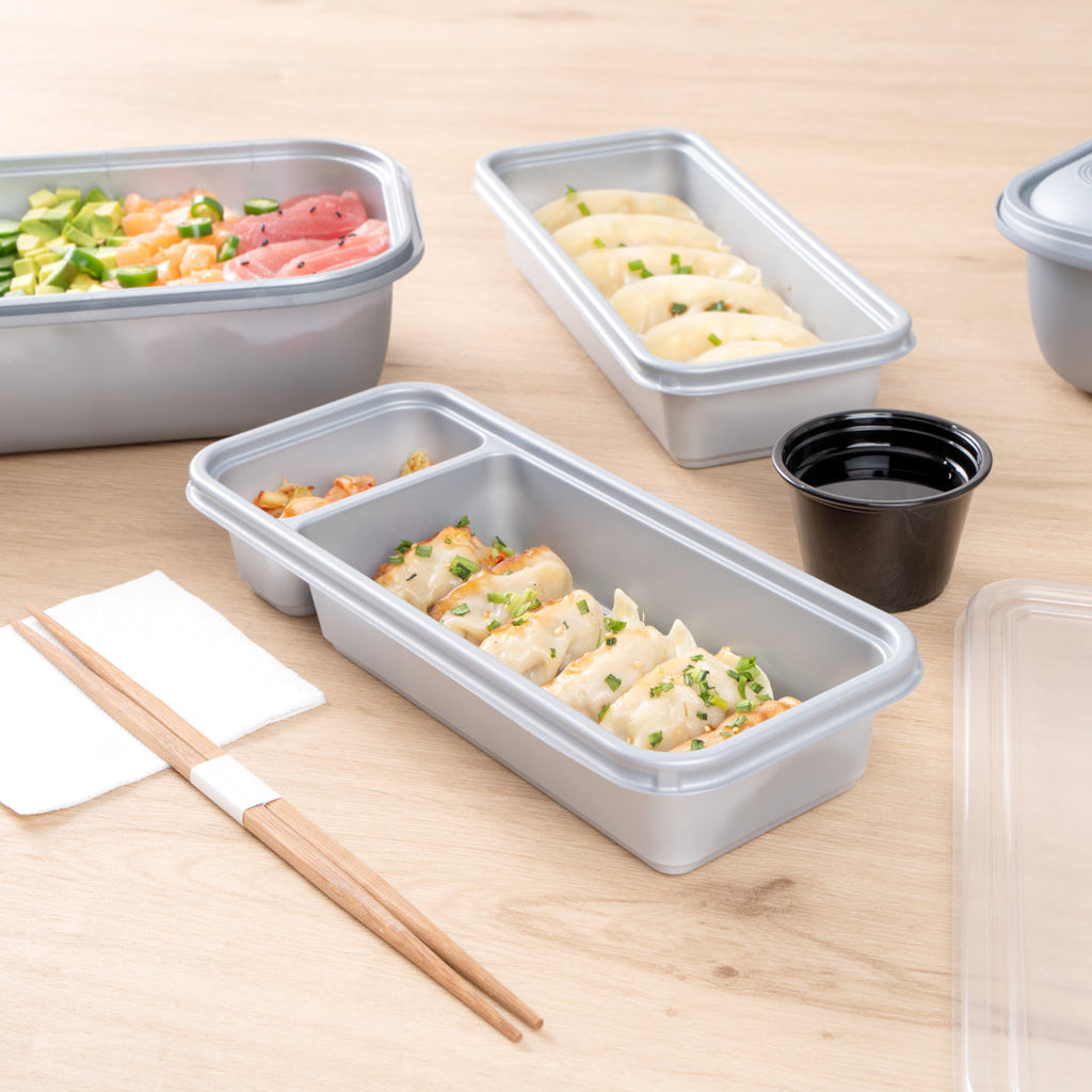 Futura 20 oz Silver Plastic 2-Compartment Catering Container - with Clear Lid, Microwavable - 8 3/4" x 3 3/4" x 1 3/4" - 100 count box