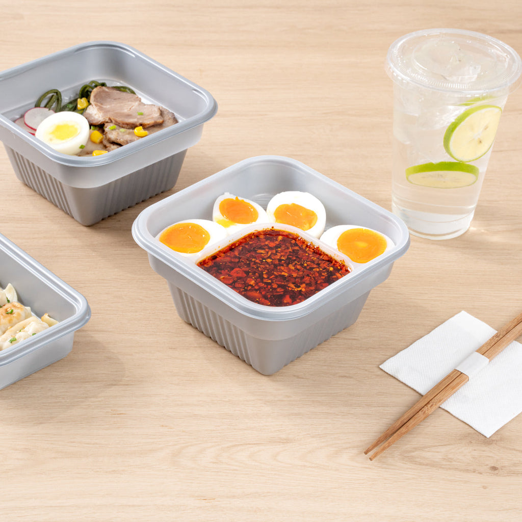 Futura 14 oz Clear Plastic 2-Compartment Insert Tray - Fits 34 oz Bowl, Microwavable - 100 count box