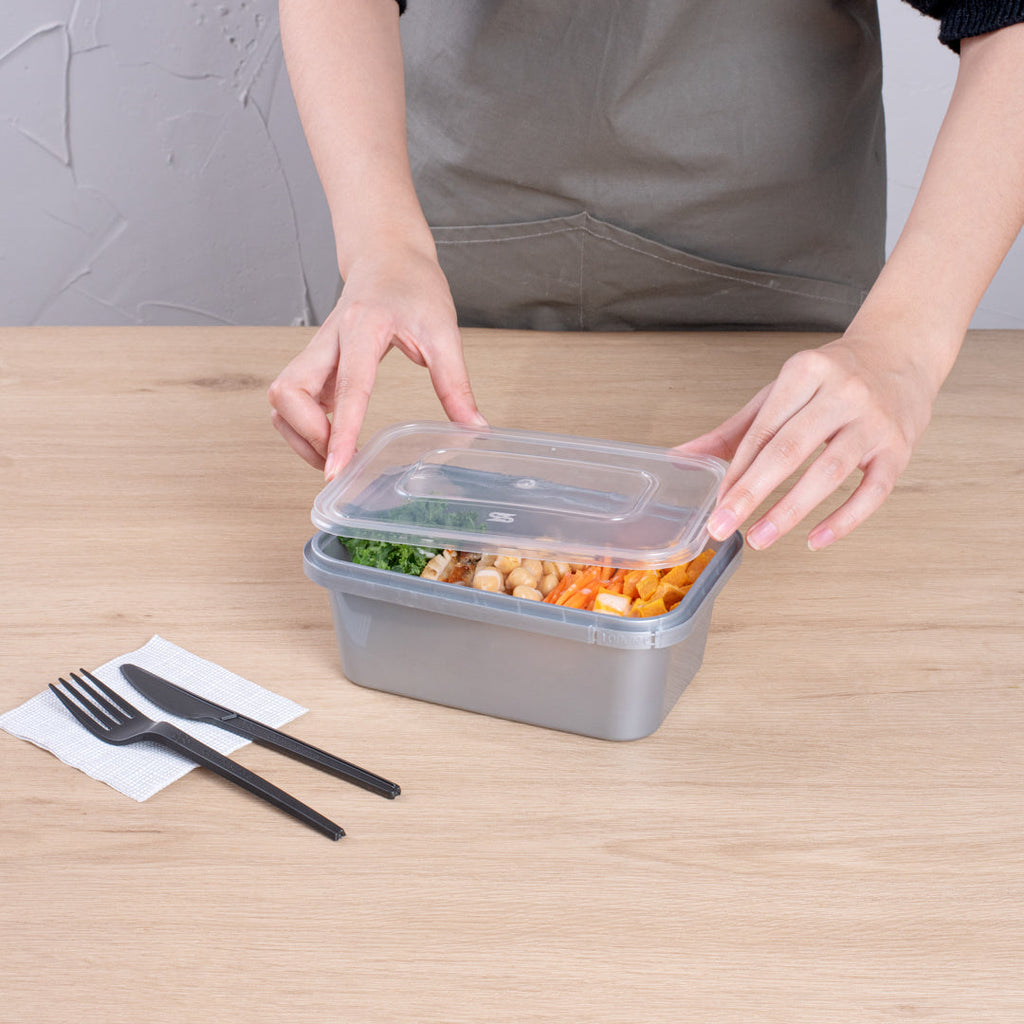 Futura 35 oz Silver Plastic Tamper-Evident Container - with Clear Lid, Microwavable - 7" x 4 3/4" x 2 3/4" - 100 count box