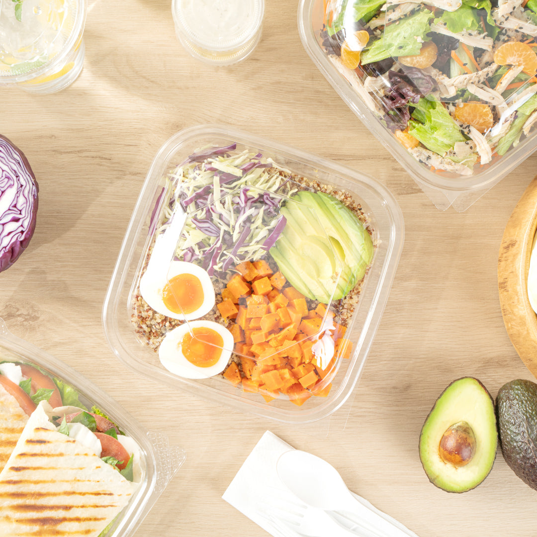 Thermo Tek 25 oz Square Clear Plastic Take Out Salad Bowl - with Lid, Anti-Fog - 7 1/2" x 7 1/2" x 2 3/4" - 100 count box