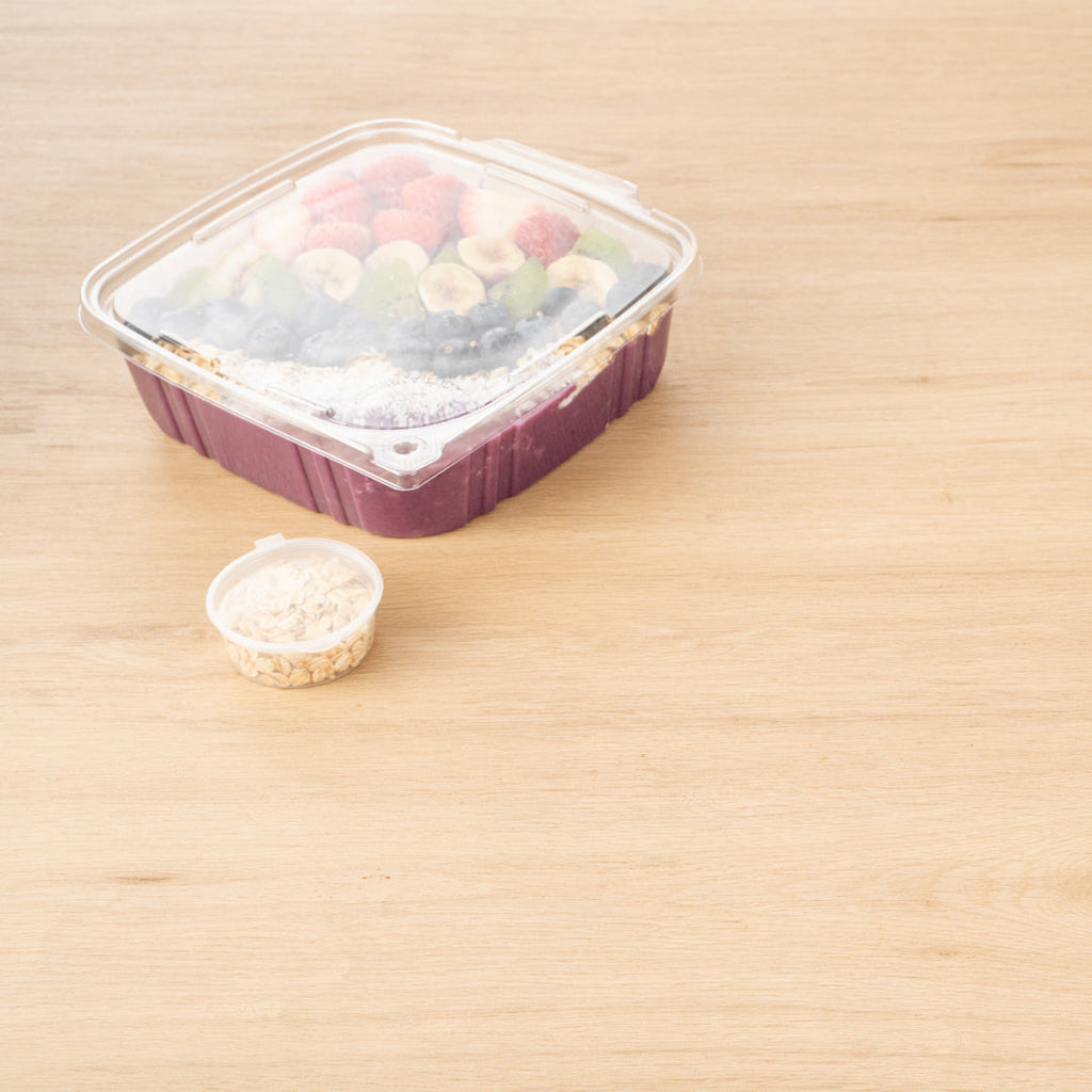 Tamper Tek 48 oz Rectangle Clear Plastic Container - with Hinged Lid, Tamper-Evident - 8 1/4" x 7 1/2" x 2 3/4" - 100 count box