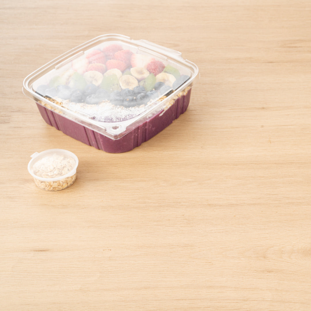 Tamper Tek 48 oz Rectangle Clear Plastic Container - with Hinged Lid, Tamper-Evident - 8 1/4" x 7 1/2" x 2 3/4" - 100 count box