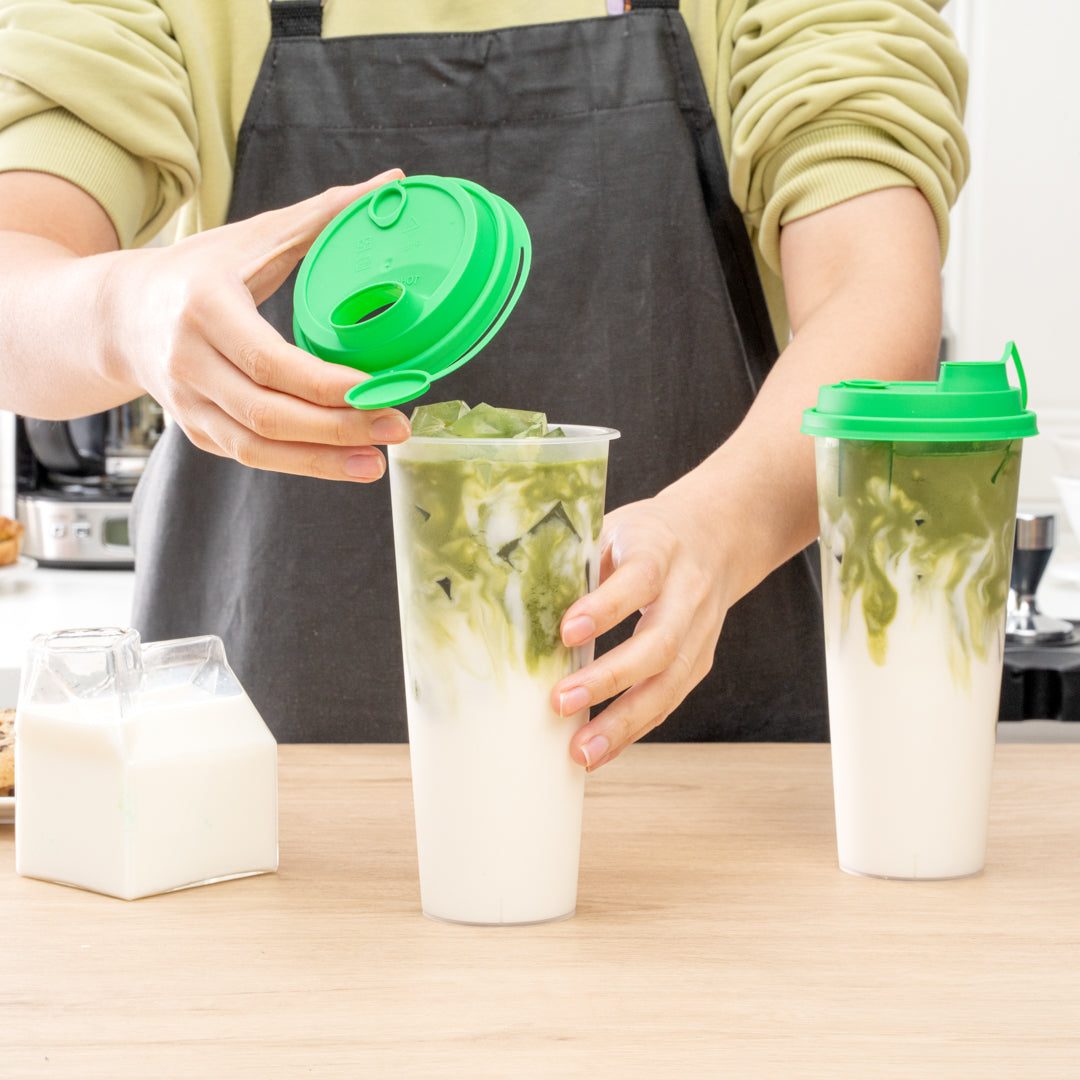 Bev Tek Green Plastic 2-in-1 Straw or Sippy Cup Lid - with Two Plugs, Fits 12, 16 and 24 oz - 500 count box