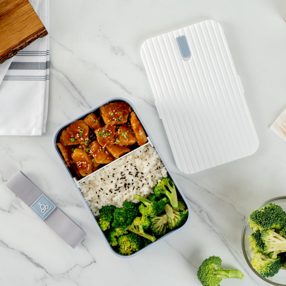 Bento Tek 34 oz Blue Buddha Box Lunch Container - with White Lid - 7 1/2" x 4 3/4" x 2 1/2" - 1 count box