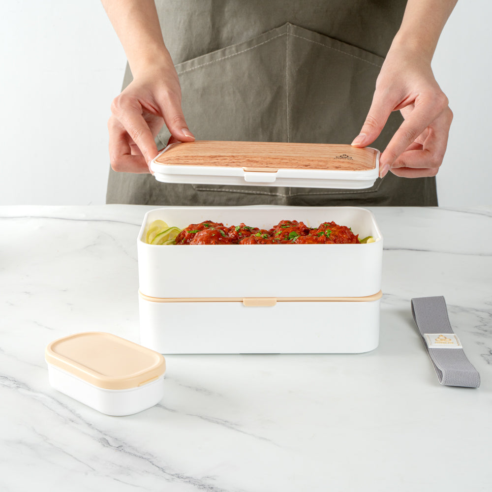 Bento Tek 41 oz Wood Grain and White Buddha Box All-in-One Lunch Box - with Utensils, Sauce Cup - 7 1/4" x 4 1/4" x 4" - 1 count box