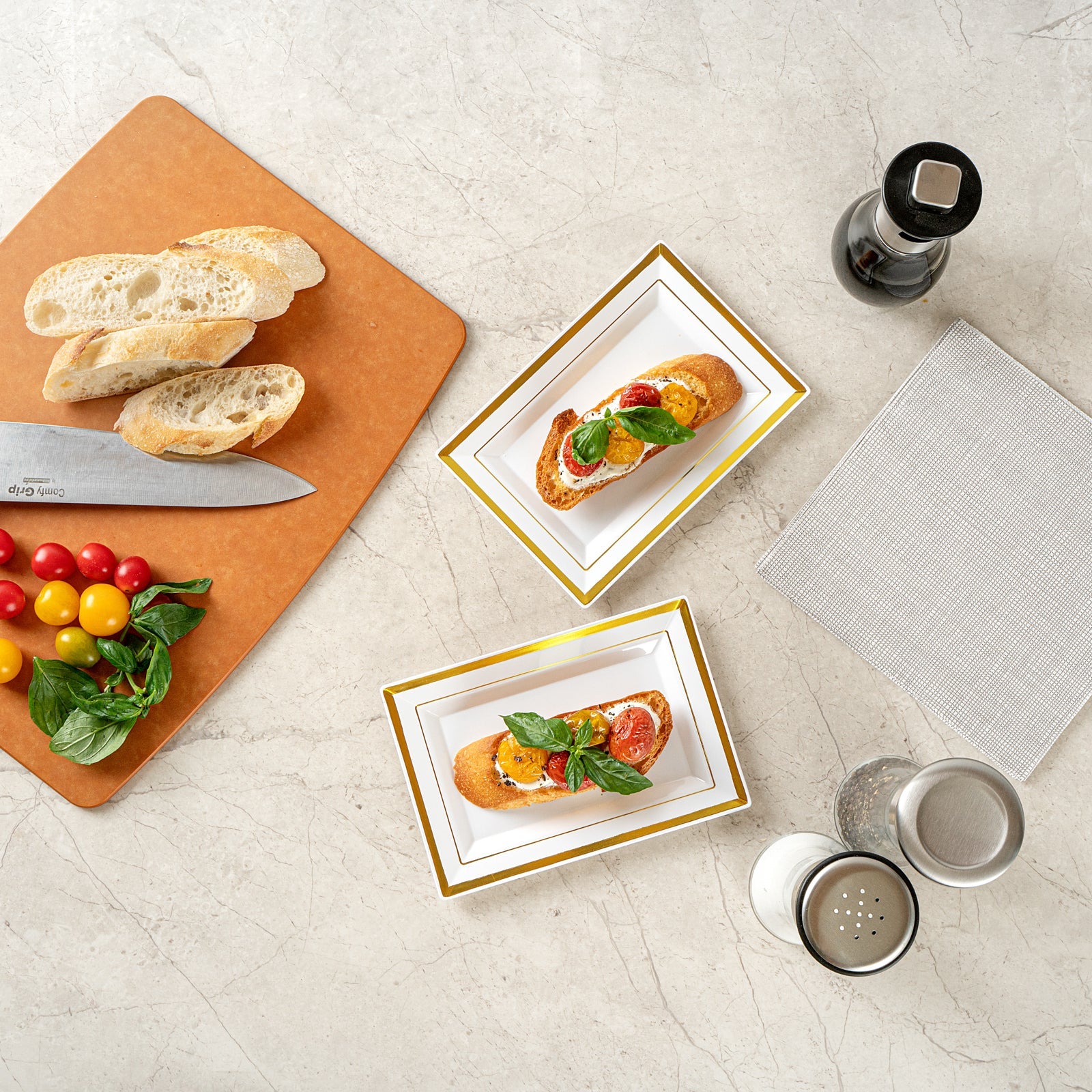 Moderna Rectangle White Plastic Gold-Rimmed Plate - 7 1/2" x 5 1/4" x 1/2" - 100 count box