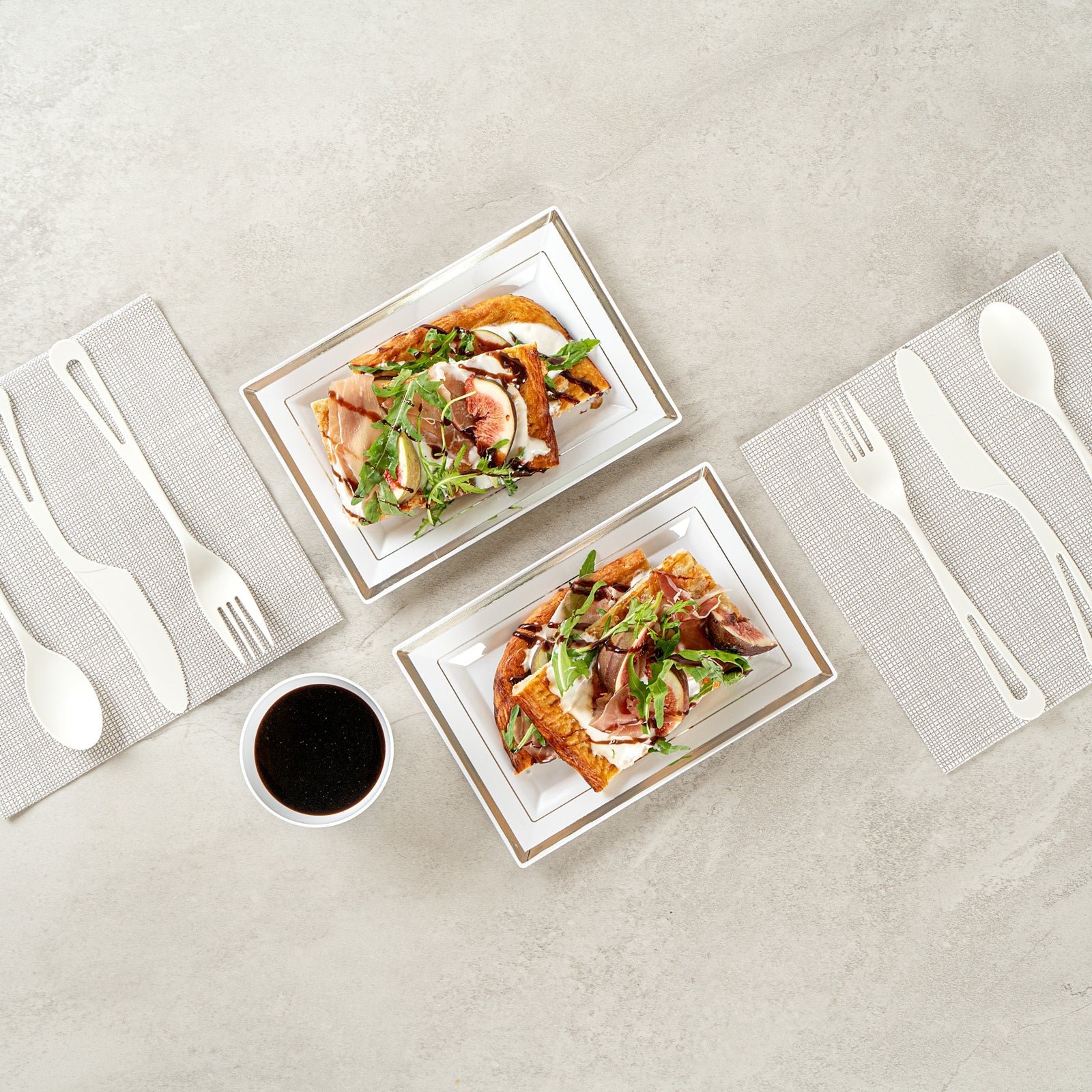 Moderna Rectangle White Plastic Silver-Rimmed Plate - 7 1/2" x 5 1/4" x 1/2" - 100 count box