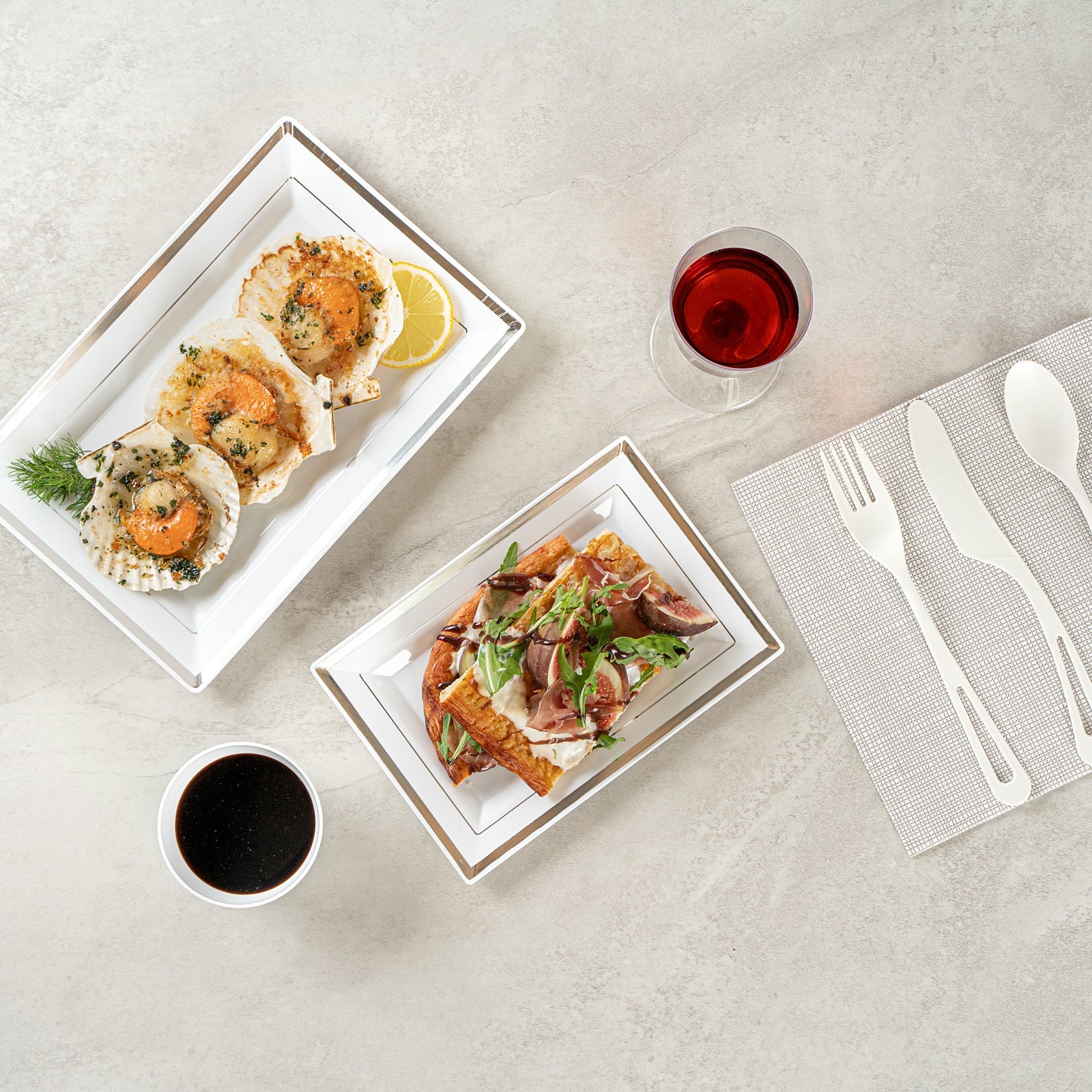 Moderna Rectangle White Plastic Silver-Rimmed Plate - 7 1/2" x 5 1/4" x 1/2" - 100 count box