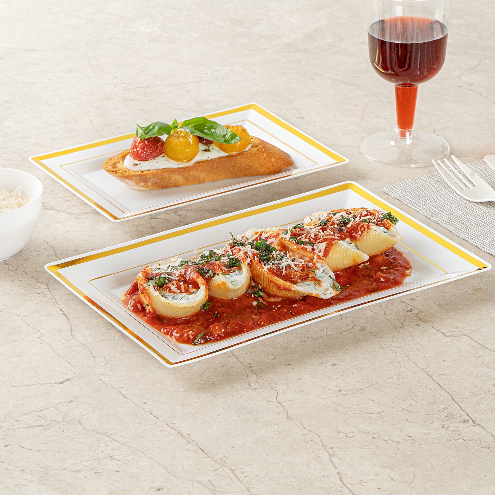 Moderna Rectangle White Plastic Gold-Rimmed Plate - 9 1/2" x 6 1/4" x 1/2" - 10 count box