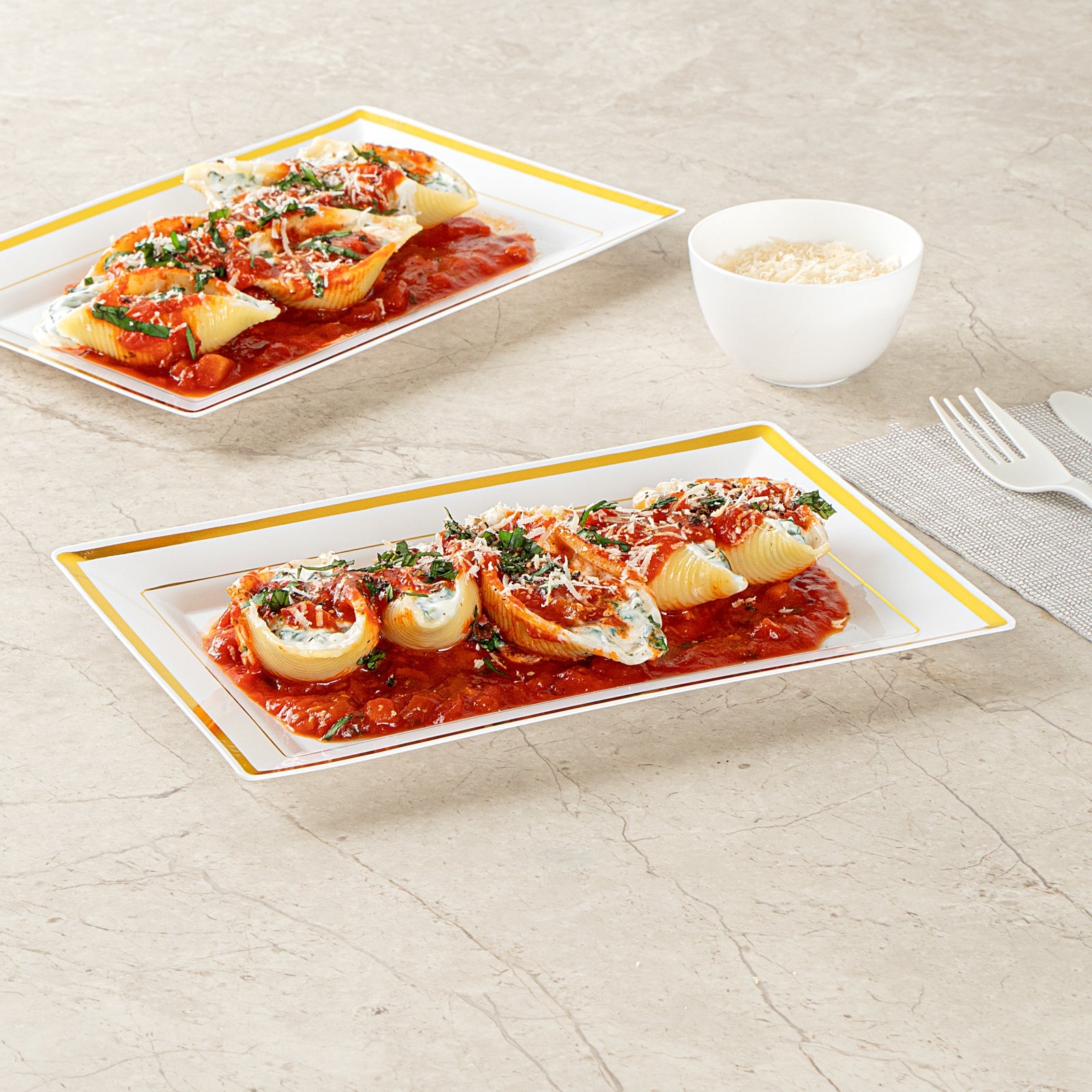 Moderna Rectangle White Plastic Gold-Rimmed Plate - 9 1/2" x 6 1/4" x 1/2" - 10 count box