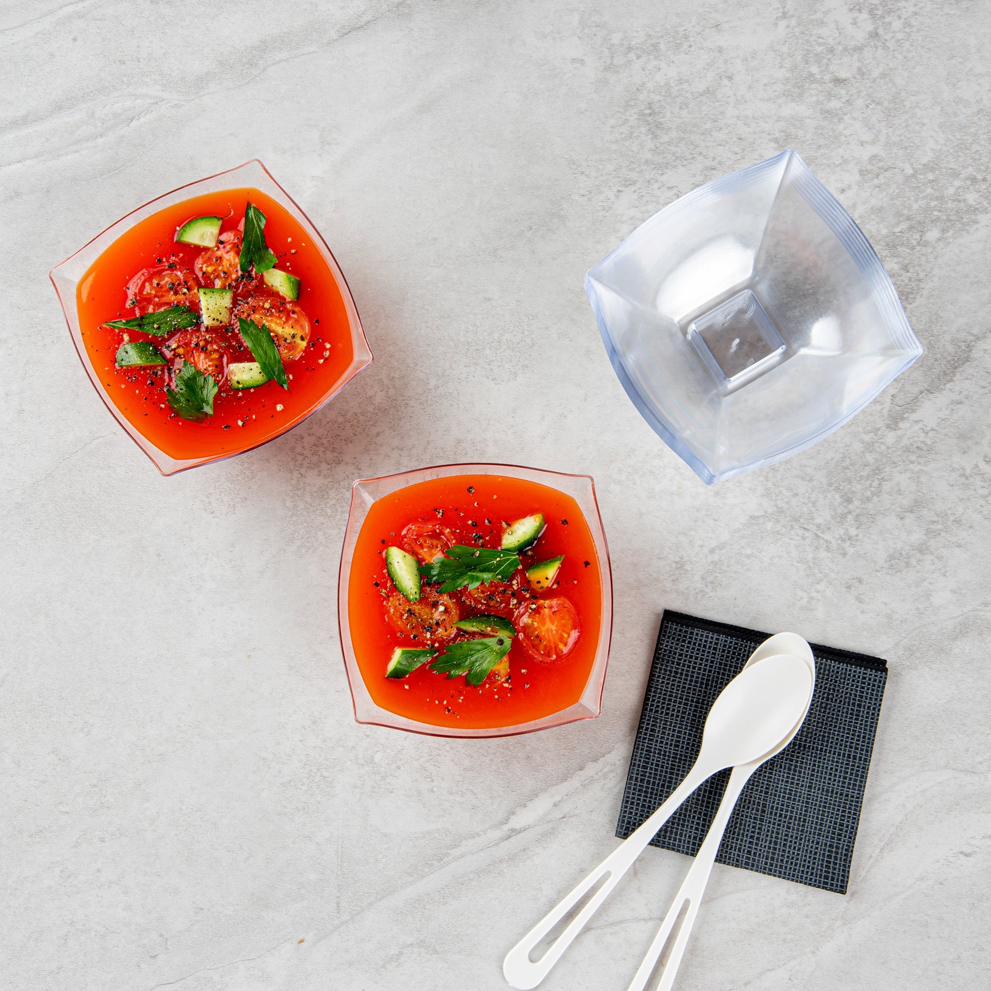 Moderna 8 oz Square Clear Plastic Bowl - 4 1/2" x 4 1/2" x 2" - 100 count box