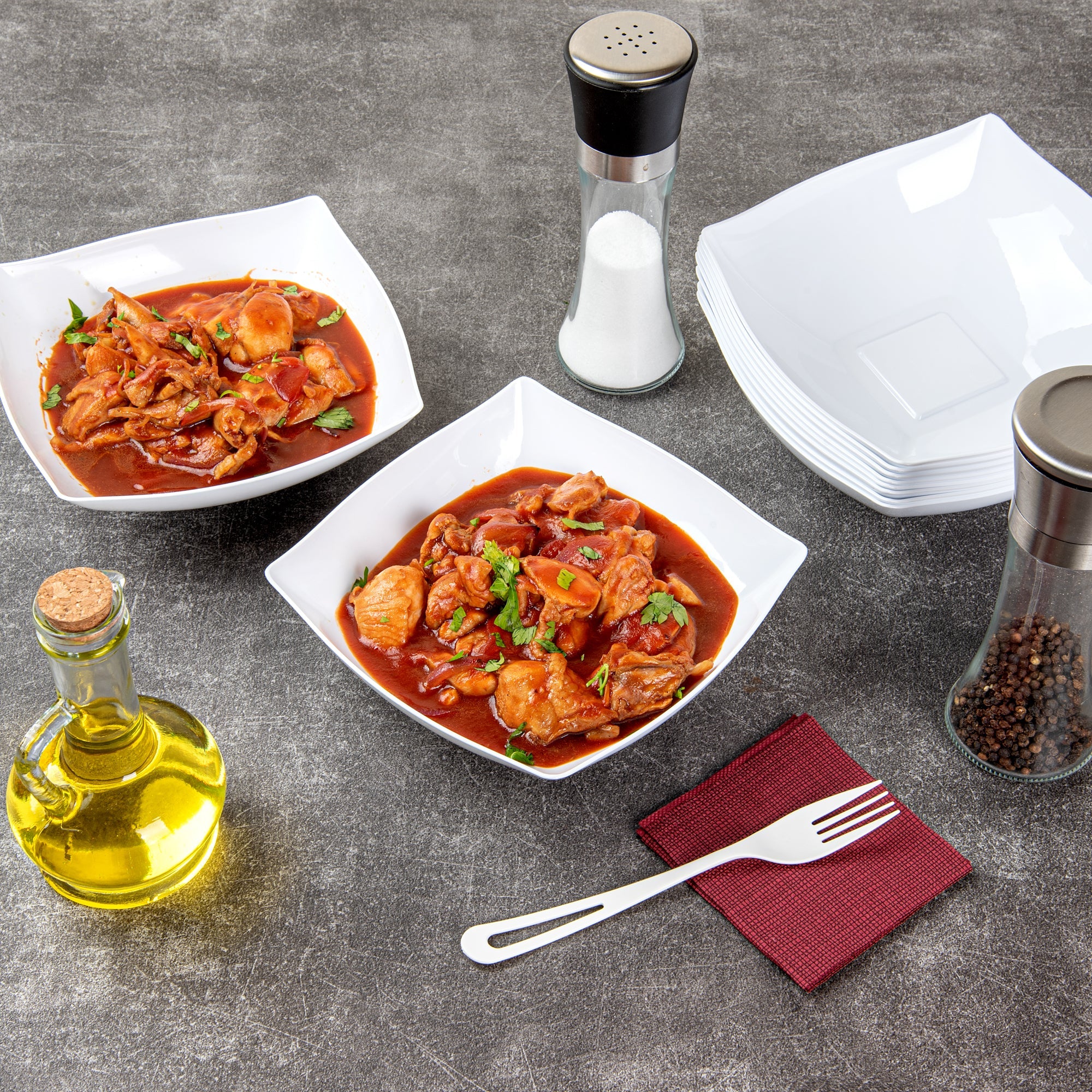 Moderna 32 oz Square White Plastic Bowl - 7 3/4" x 7 3/4" x 2 1/4" - 100 count box