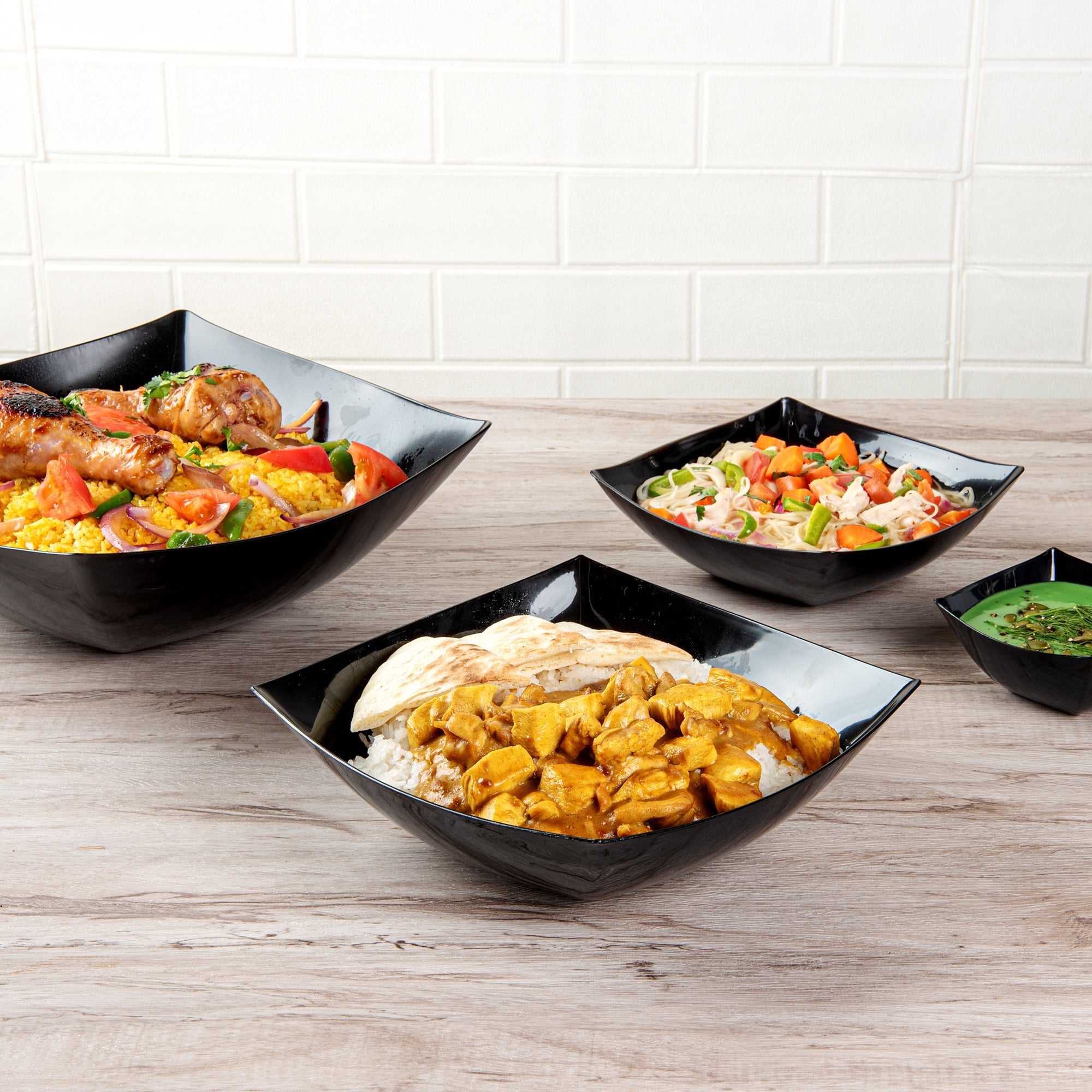 Moderna 64 oz Square Black Plastic Serving Bowl - 9 3/4" x 9 3/4" x 3" - 100 count box
