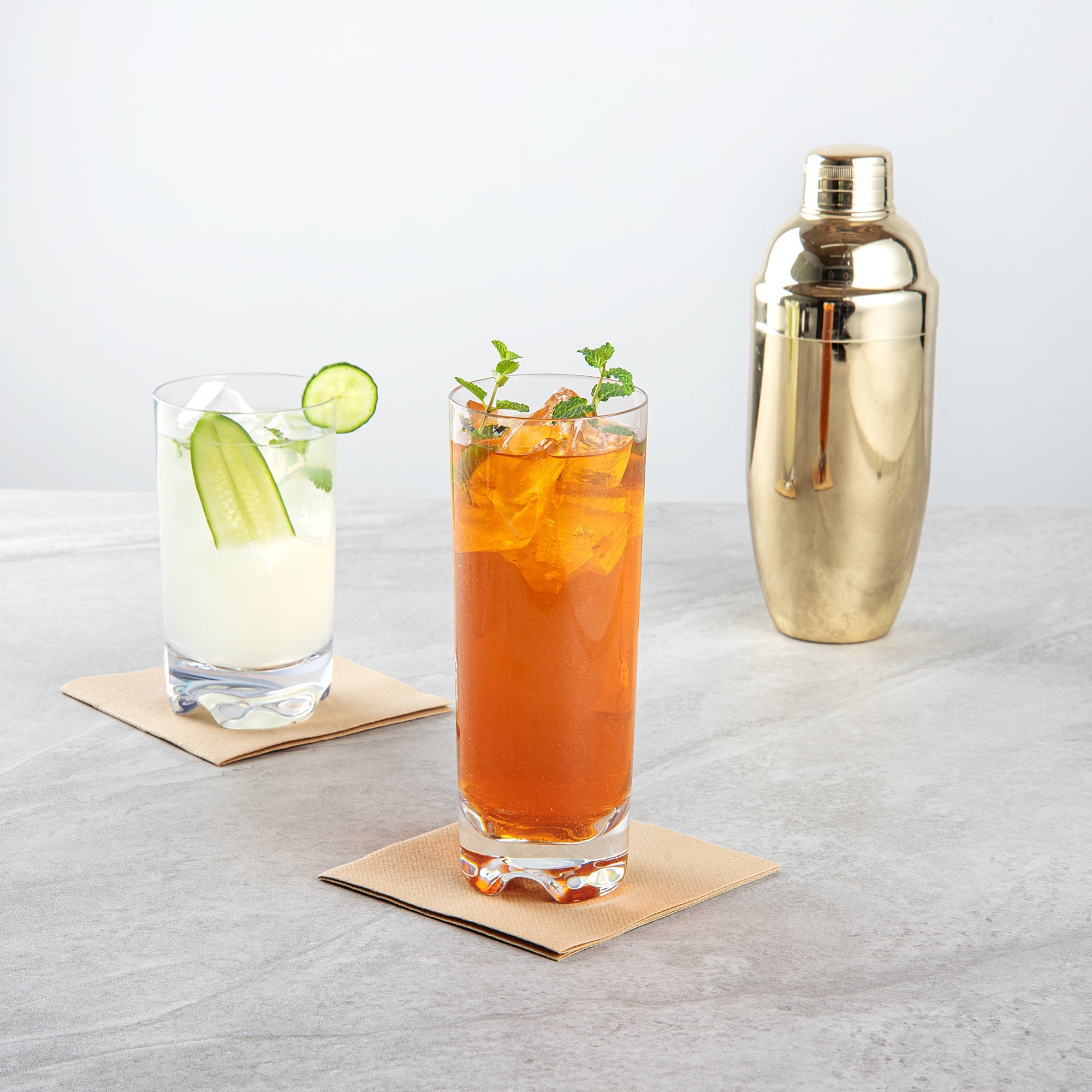 Bev Tek 16 oz Polycarbonate Beverage Glass - 2 3/4" x 2 3/4" x 7 1/4" - 48 count box