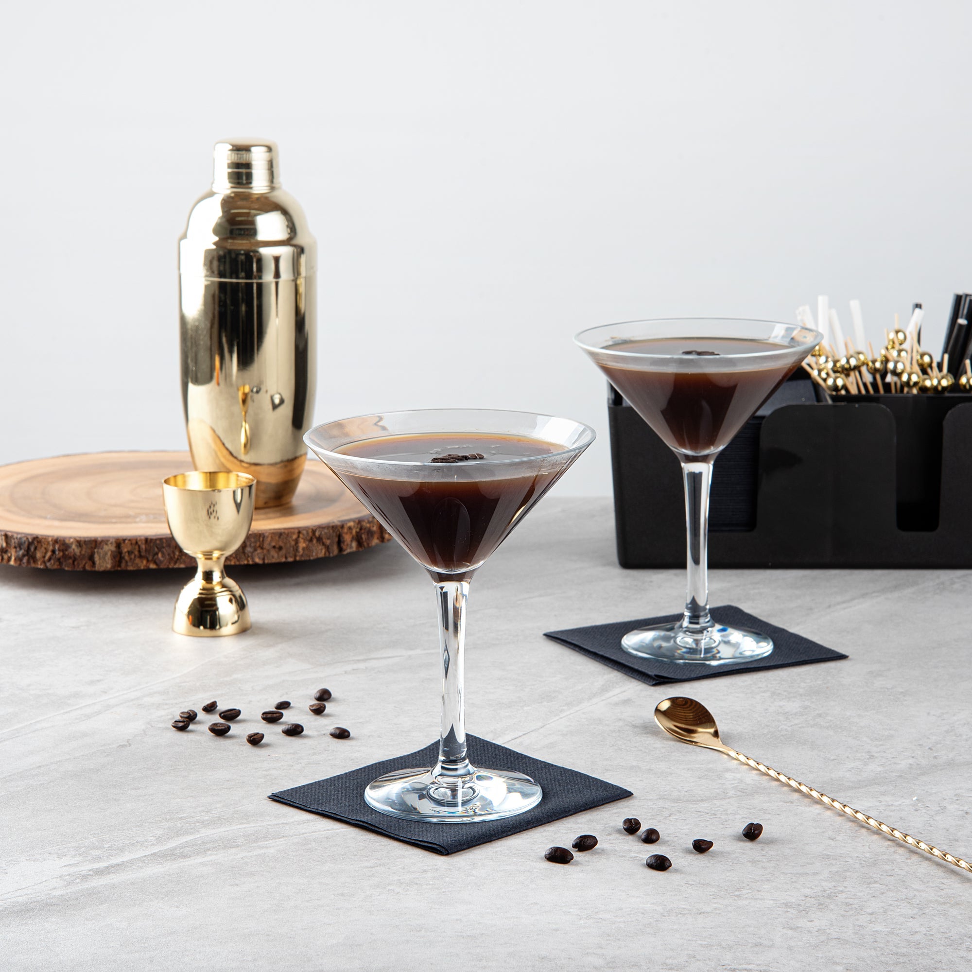 Bev Tek 10 oz Polycarbonate Cocktail Martini Glass - 5 1/4" x 5 1/4" x 6 3/4" - 6 count box
