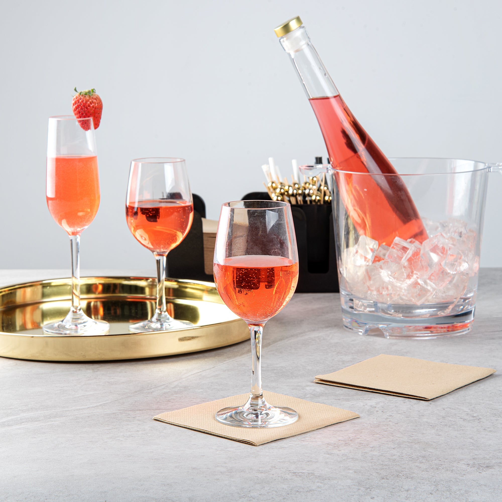 Bev Tek 9 oz Polycarbonate Wine Glass - 2 3/4" x 2 3/4" x 7" - 48 count box