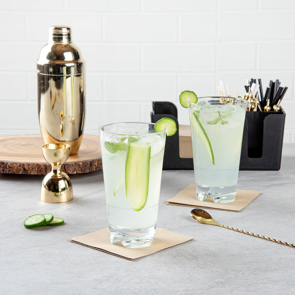 Bev Tek 18 oz Polycarbonate Highball Glass - Stackable - 3 1/2" x 3 1/2" x 6 1/4" - 6 count box
