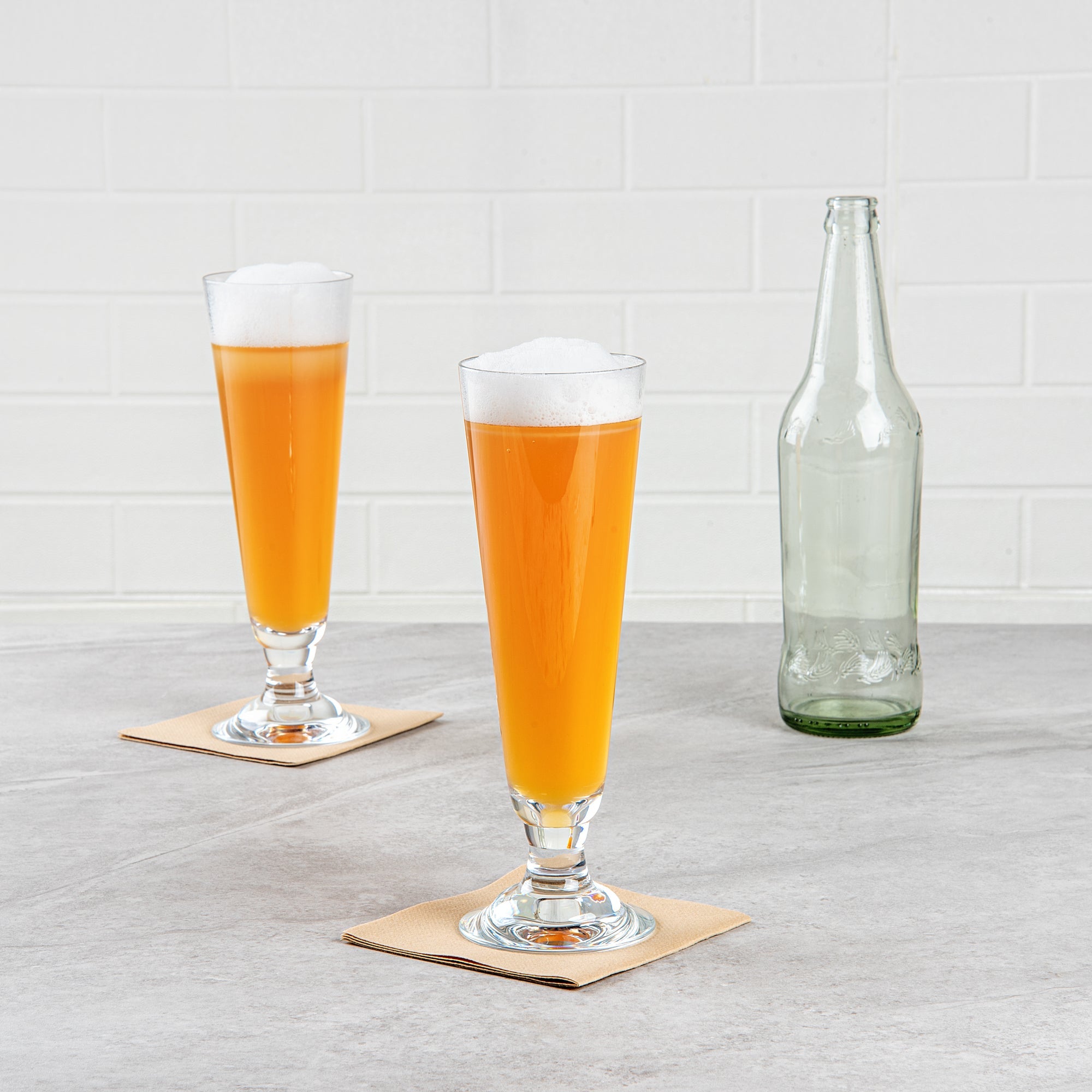 Bev Tek 14 oz Polycarbonate Pilsner Beer Glass - 3 1/4" x 3 1/4" x 9 1/4" - 24 count box