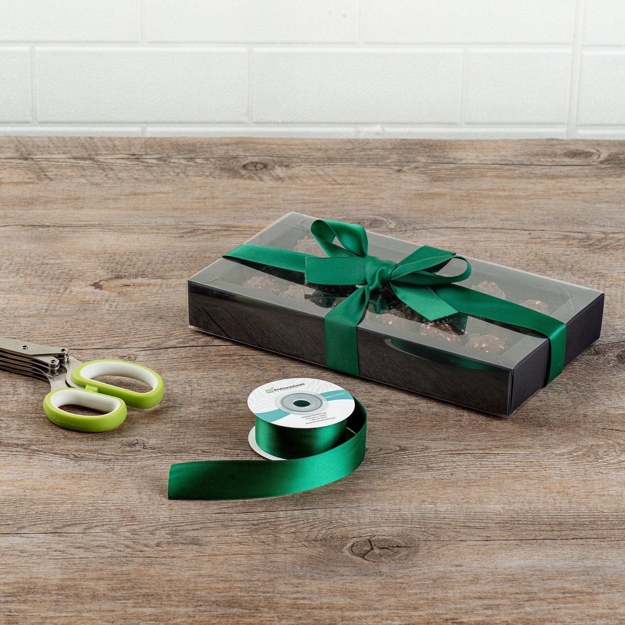 Gift Tek Forest Green Polyester Satin Ribbon - Single Face - 1" x 10 yds - 10 count box