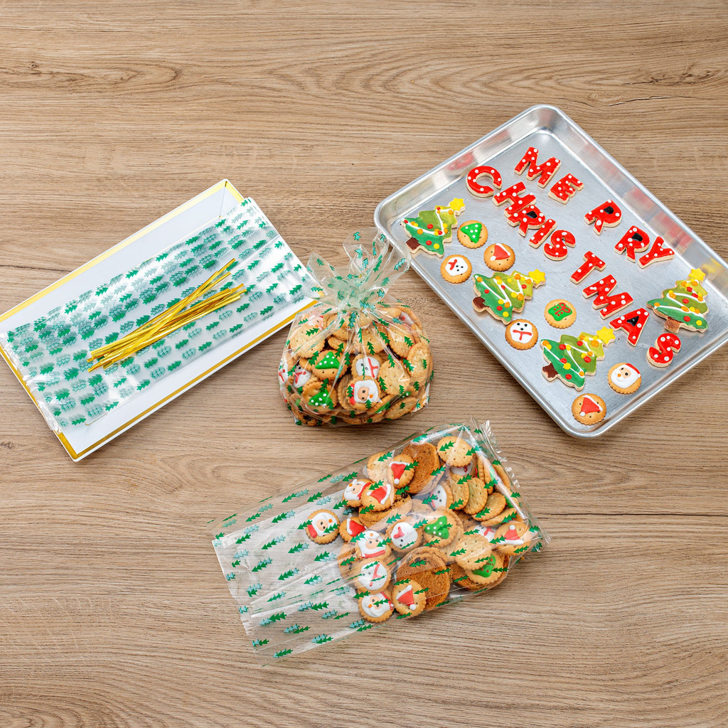 Bag Tek Plastic Candy Bag - Christmas Trees, Gusseted - 5" x 3" x 11" - 4000 count box