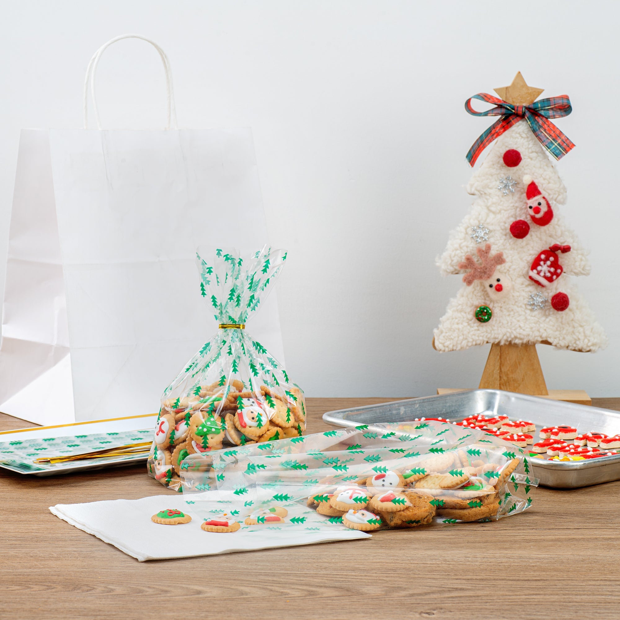 Bag Tek Plastic Candy Bag - Christmas Trees, Gusseted - 5" x 3" x 11" - 4000 count box