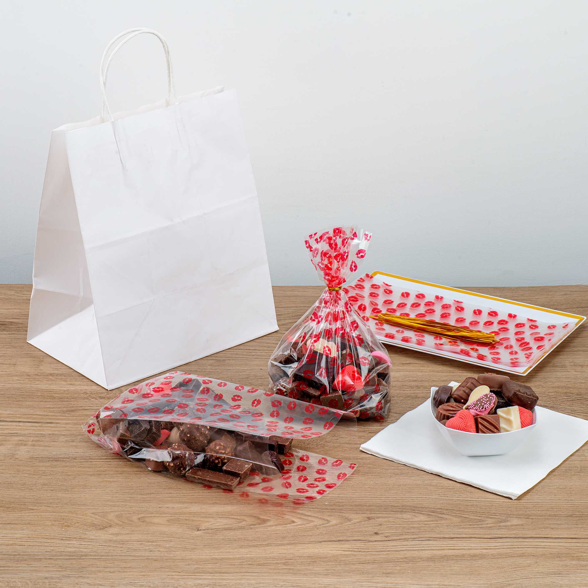 Bag Tek Plastic Candy Bag - Sexy Lips, Gusseted - 5" x 3" x 11" - 100 count box
