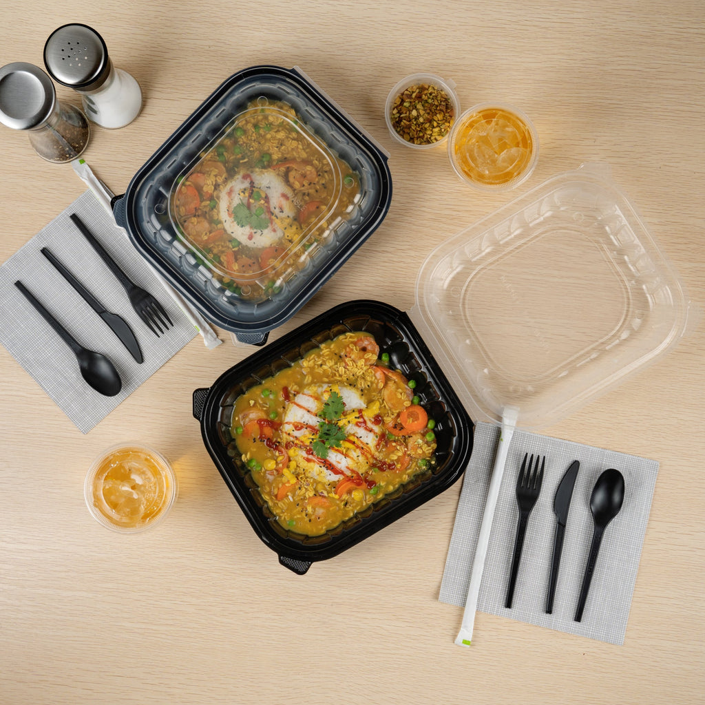 Thermo Tek 54 oz Black Plastic Clamshell Container - Microwavable - 10 1/4" x 9" x 3" - 50 count box