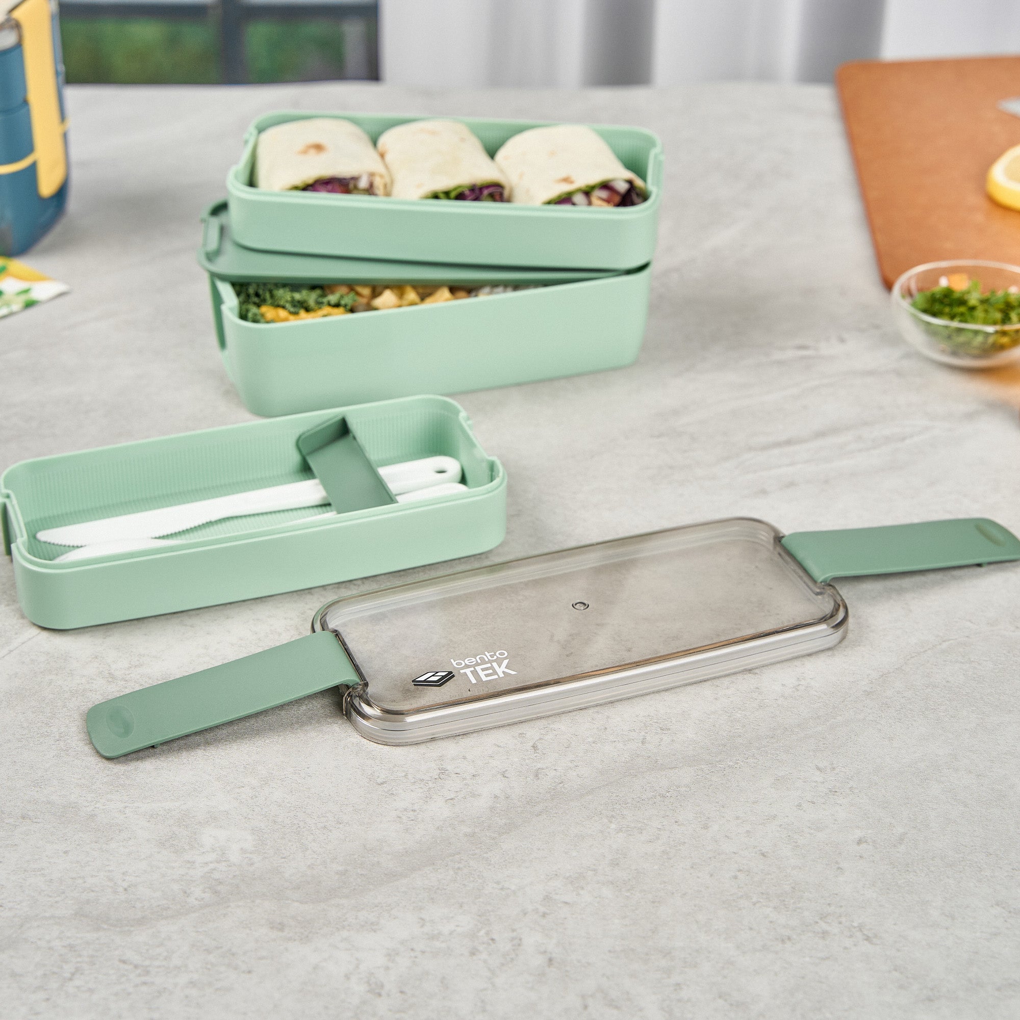 Bento Tek 30 oz Green 3-In-1 Lunch Box - BPA-Free, Microwave-Safe, with Fork and Knife - 7 1/2" x 3 1/4" x 4 1/2" - 10 count box